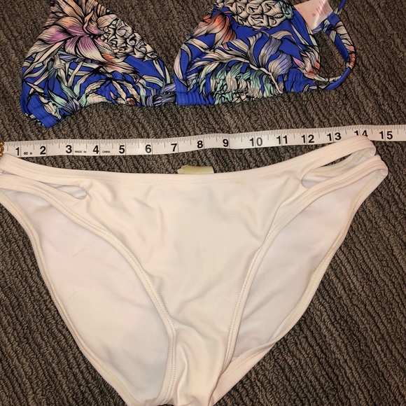 SWIM SET💧💧 - Picture 5 of 8